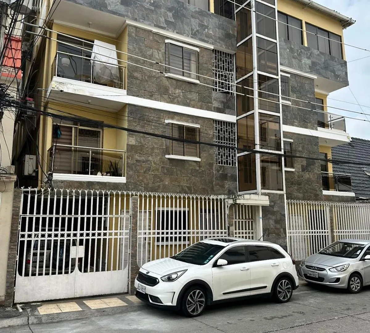 Aparthotel Suiteroom Garzota Guayaquil